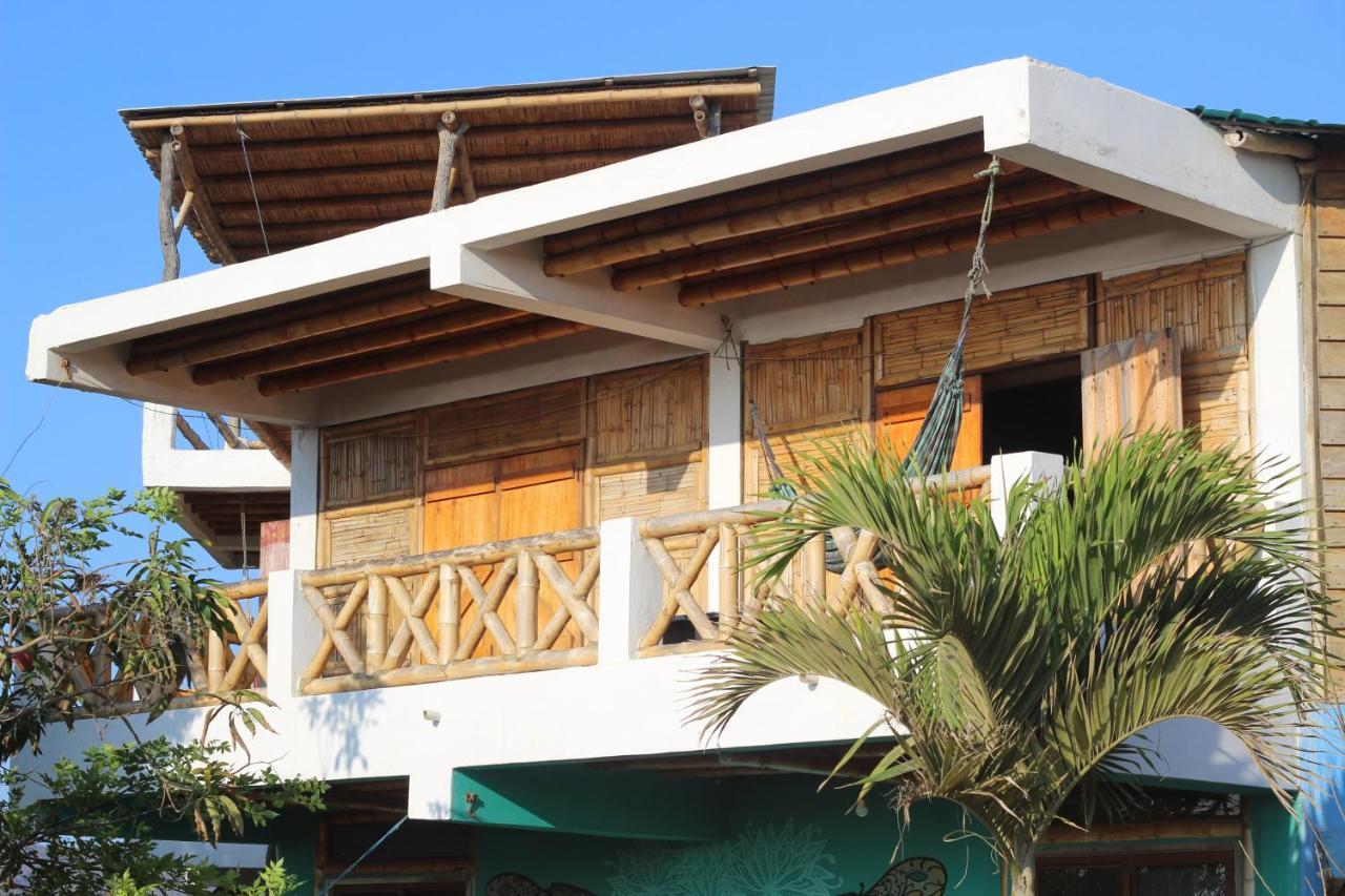 Hostal Puerto Engabao "El Surf Shelter" ภายนอก รูปภาพ